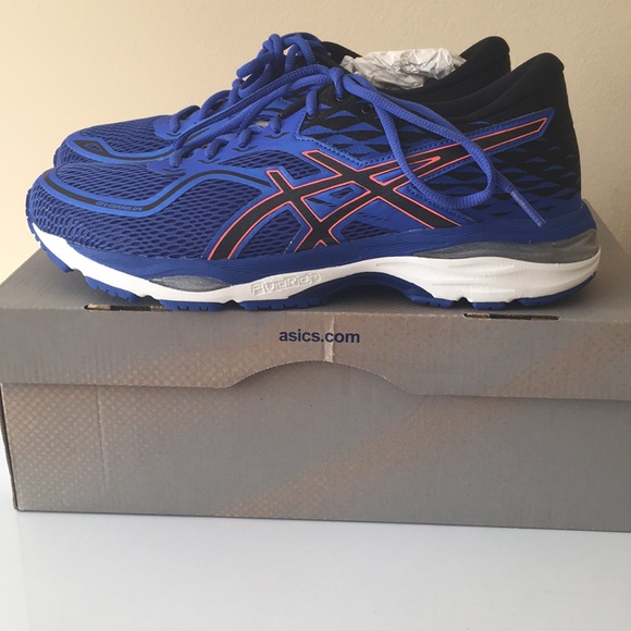 Asics Shoes - NWT Women’s ASICS Gel Cumulus 19 Size 10.5